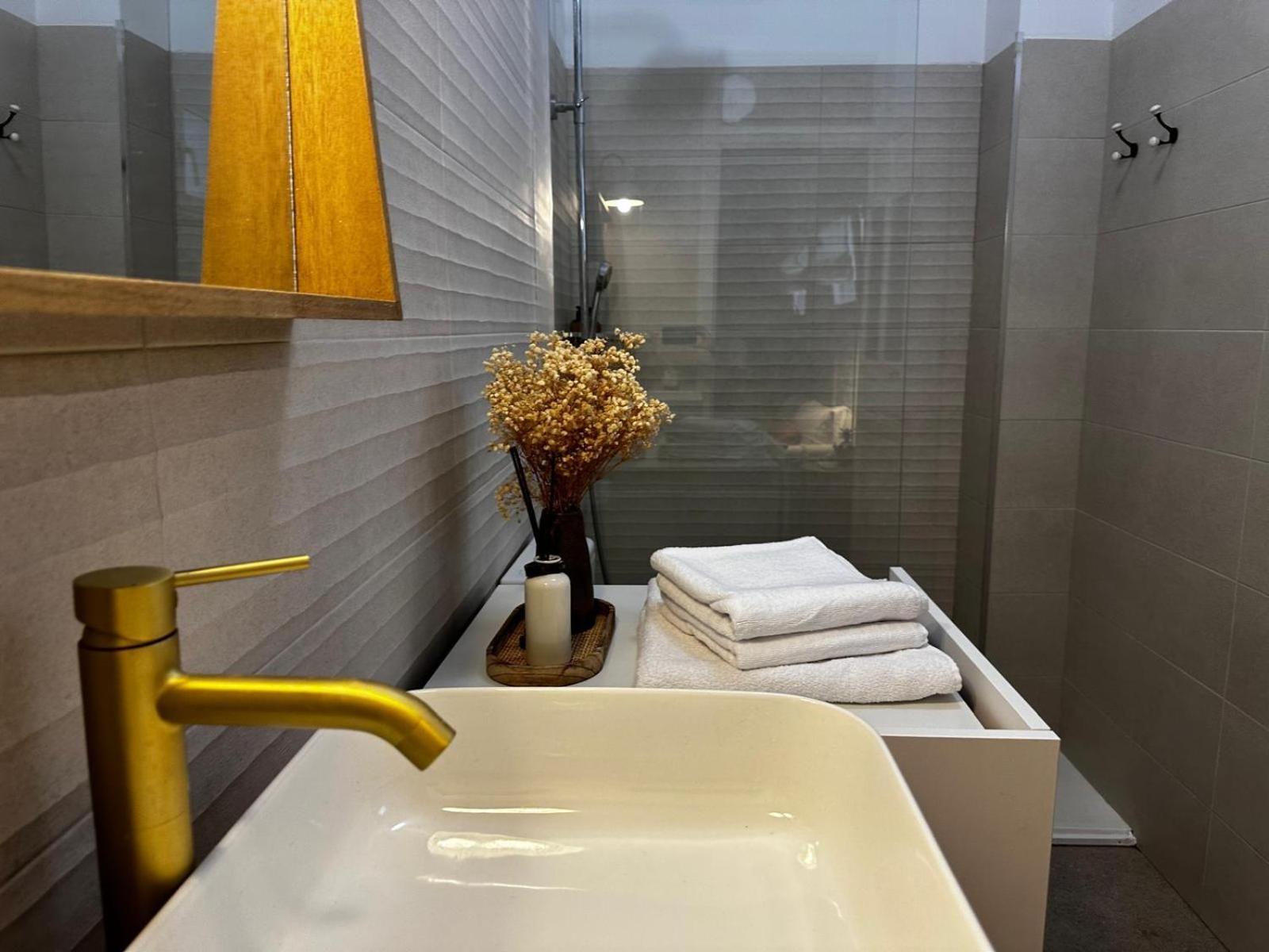 Piso 2 Habitaciones En El Centro Madrid Kültér fotó