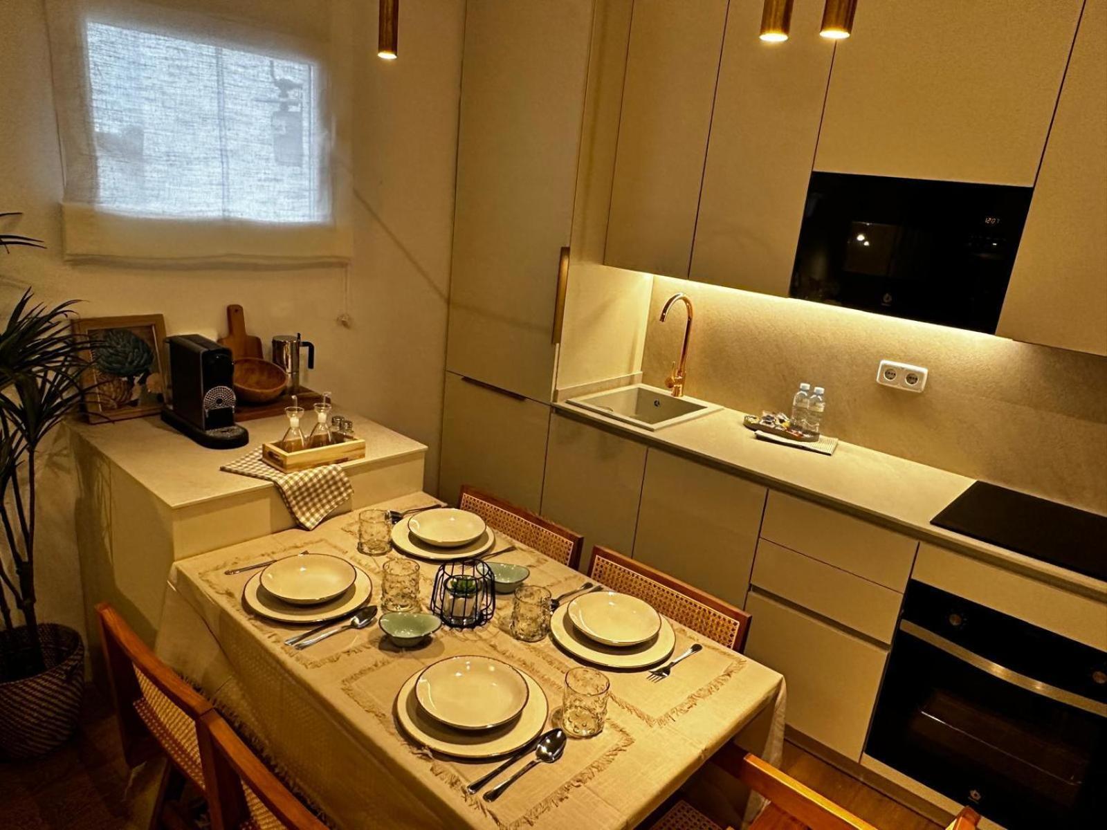 Piso 2 Habitaciones En El Centro Madrid Kültér fotó