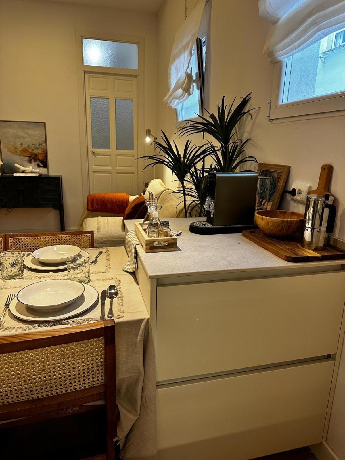 Piso 2 Habitaciones En El Centro Madrid Kültér fotó