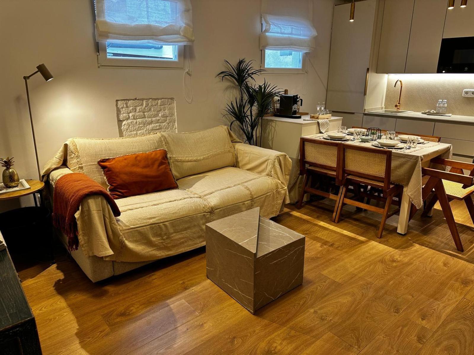 Piso 2 Habitaciones En El Centro Madrid Kültér fotó